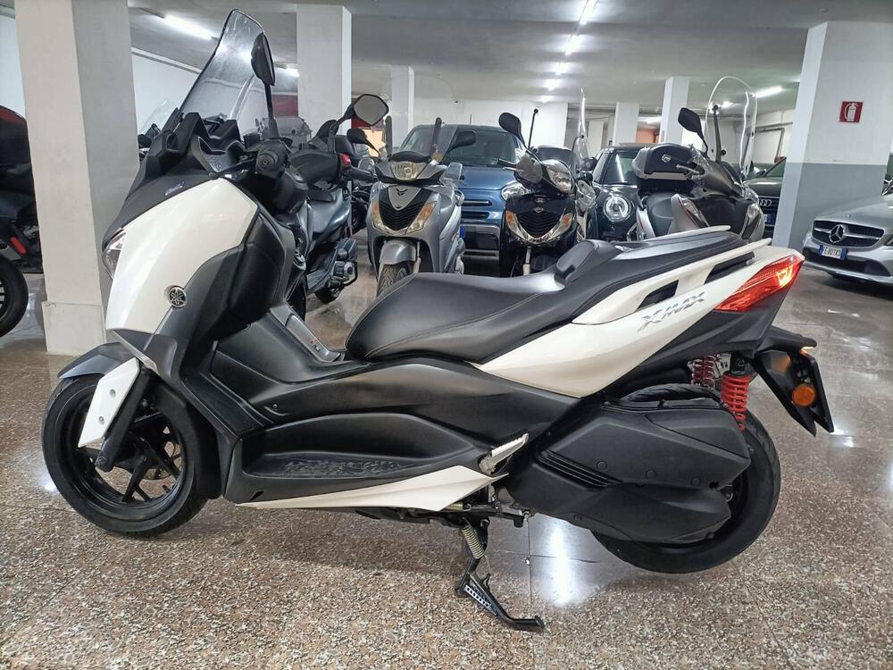 Yamaha X-Max 300 ABS (2017 - 20) (4)