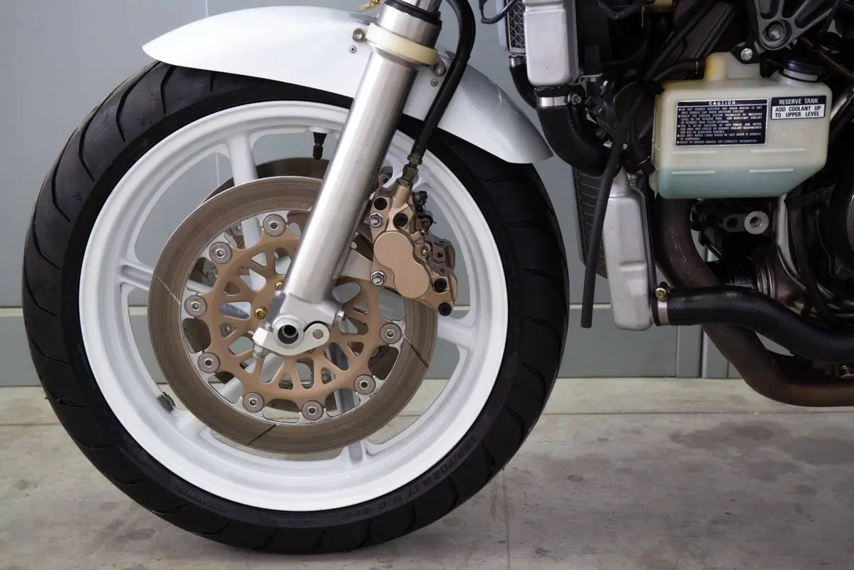 Honda RC 30 (12)