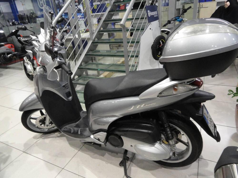 Honda SH 300 i ABS (2011 - 13) (2)