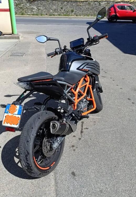 KTM 125 Duke (2021 - 23) (2)