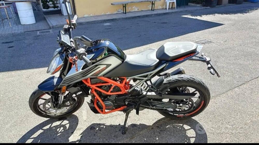 KTM 125 Duke (2021 - 23) (3)