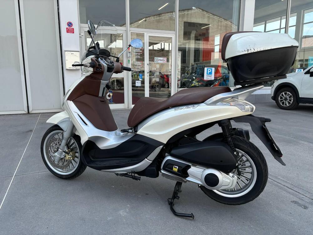 Piaggio Beverly 300 i.e. (2010 - 16) (3)