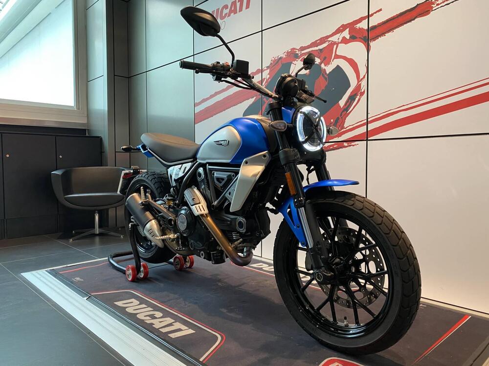 Ducati Scrambler 800 Icon (2023 - 24) (2)