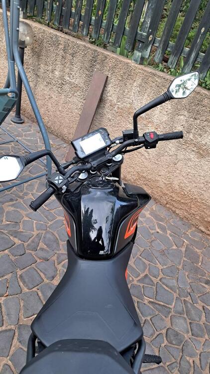 KTM 125 Duke (2021 - 23) (2)