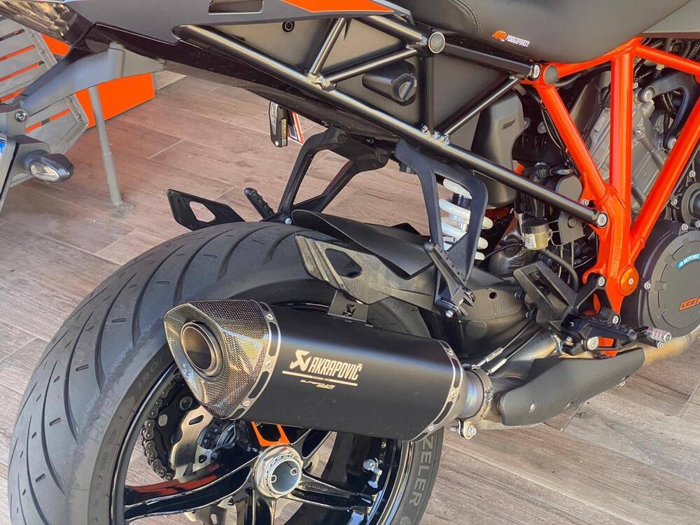 KTM 1290 Super Duke GT (2022 - 24) (3)