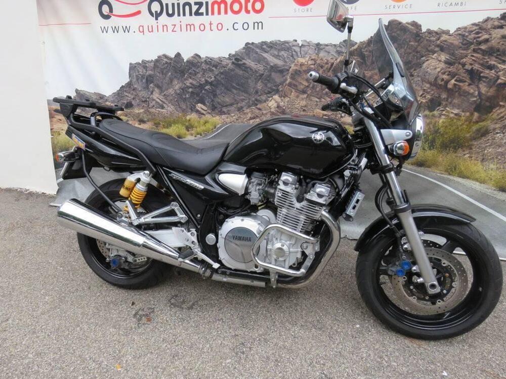 Yamaha XJR 1300 (2002 - 06) (3)