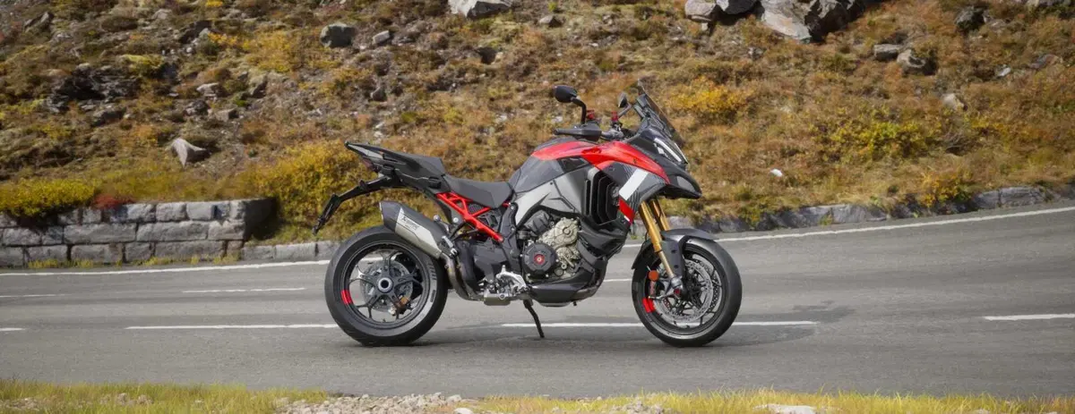 Ducati Multistrada V4 2025. Due configurazioni da sogno: una da viaggio e l'altra da pista. Ecco il prezzo (5)