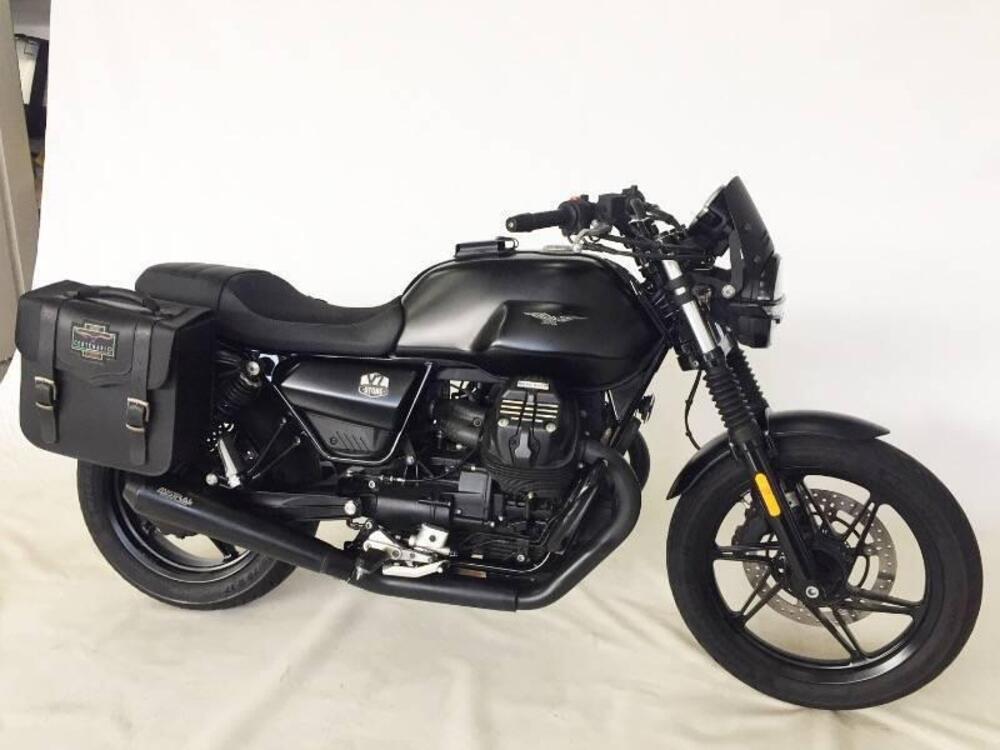 Moto Guzzi V7 Stone (2021 - 24) (5)