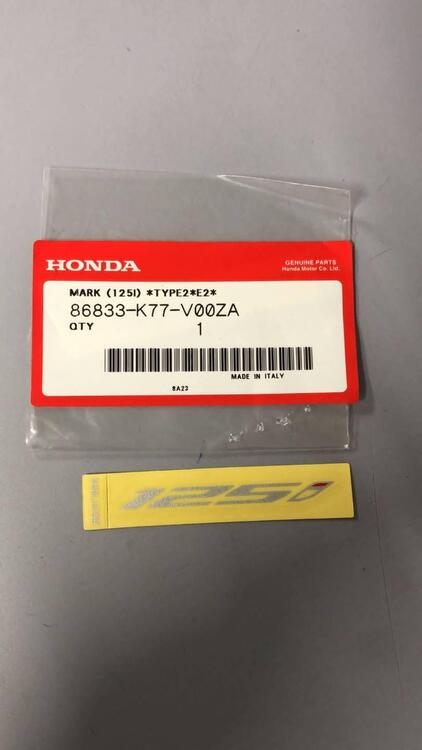 ADESIVO FIANCATA POSTERIORE HONDA SH 125 CODICE 86