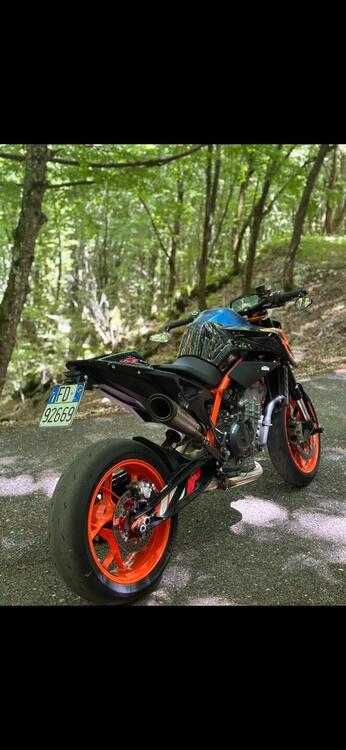 KTM 890 Duke R (2022 - 23) (5)