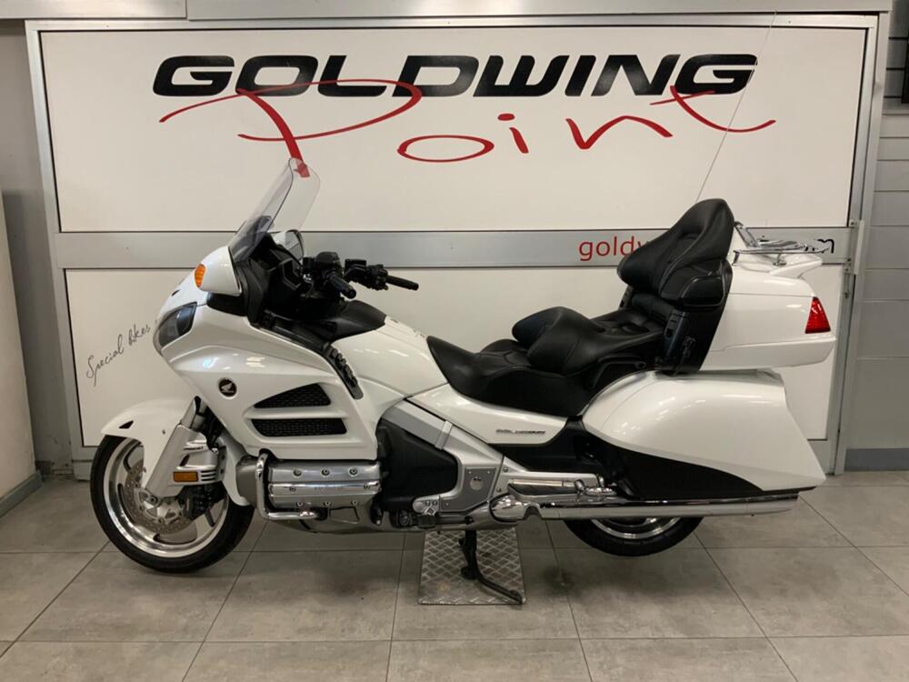 Honda GL 1800 Gold Wing (2012 - 17) (2)