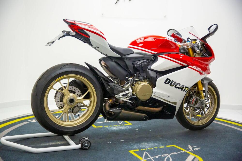 Ducati 1299 Panigale S Anniversario (2016) (4)