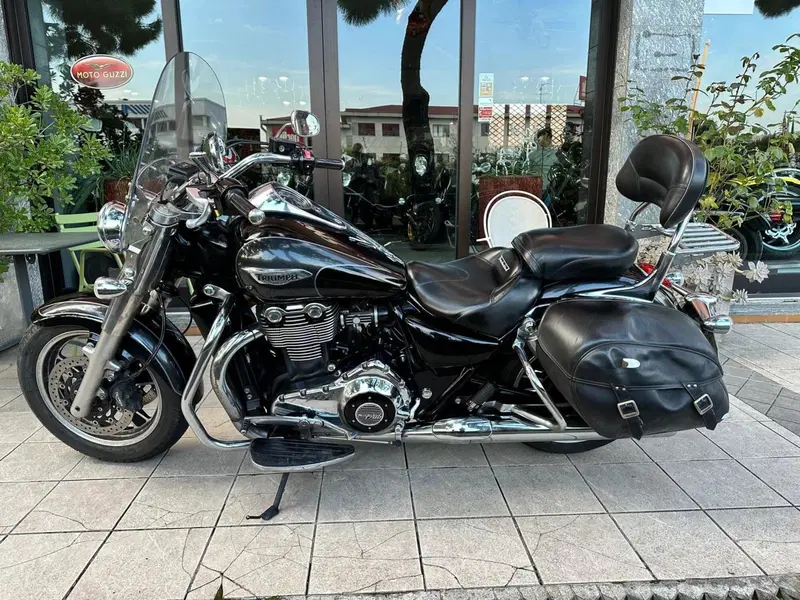 Triumph Thunderbird Storm 1700 ABS (2010 - 16) (2)