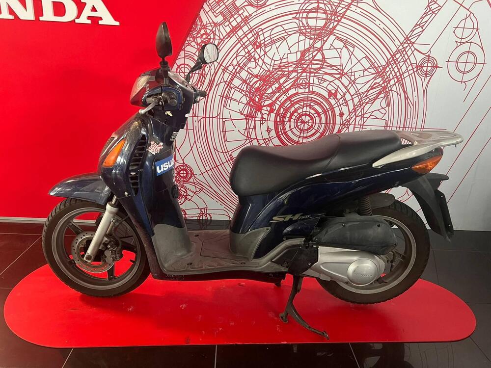 Honda SH 150 (2000 - 06) (4)