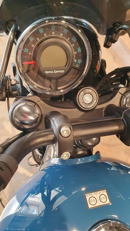 Royal Enfield Meteor 350 Fireball (2021 - 24) (5)