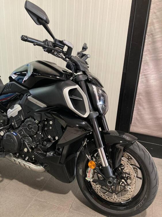 Ducati Diavel V4 (2023 - 24) (5)