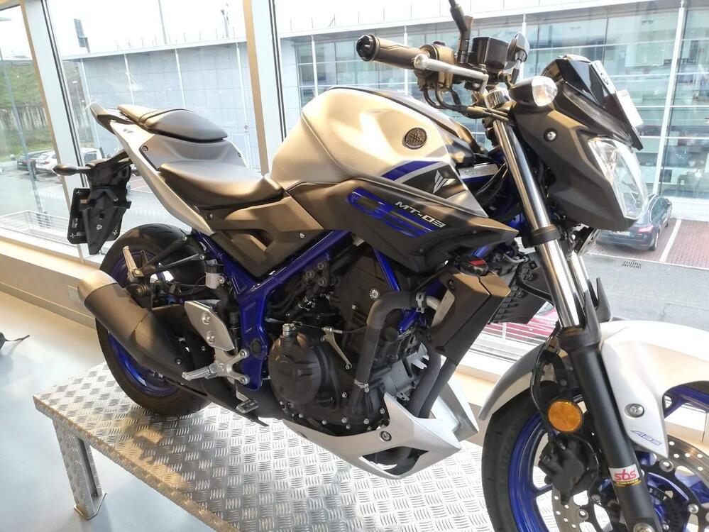 Yamaha MT-03 (2016 - 17) (3)