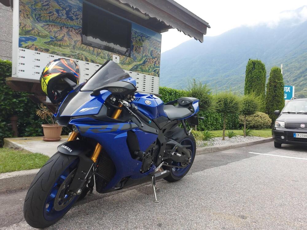 Yamaha YZF R1 (2017 - 19) (2)