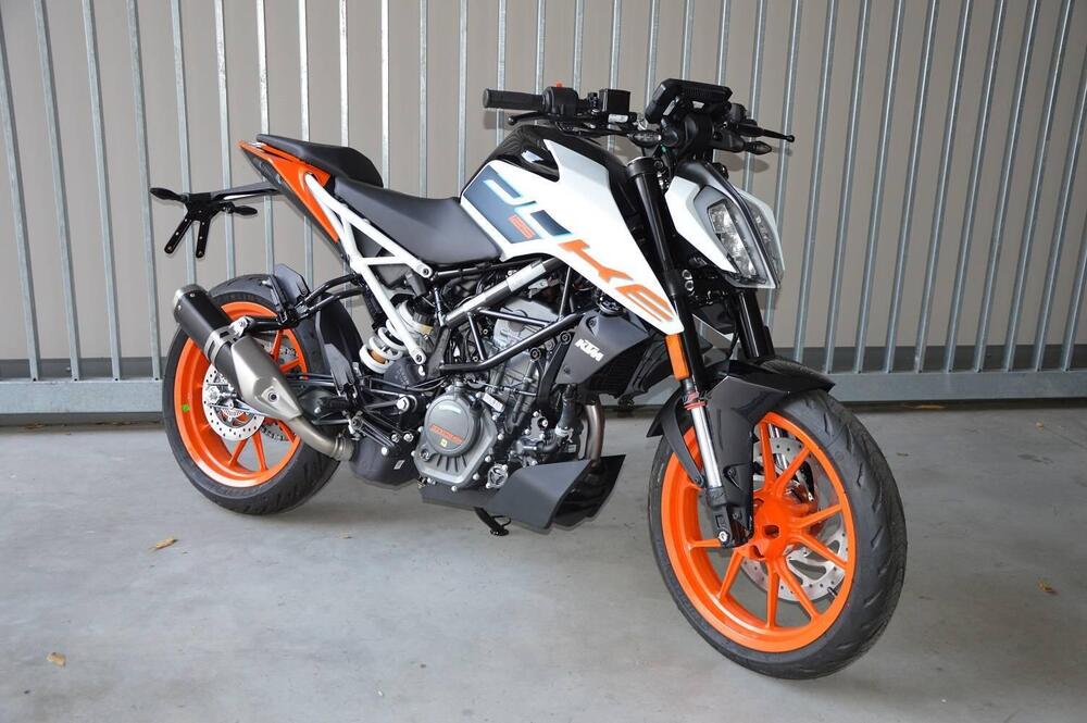 KTM 125 Duke (2021 - 23)