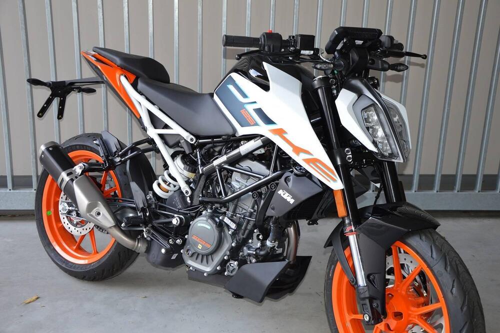 KTM 125 Duke (2021 - 23) (2)