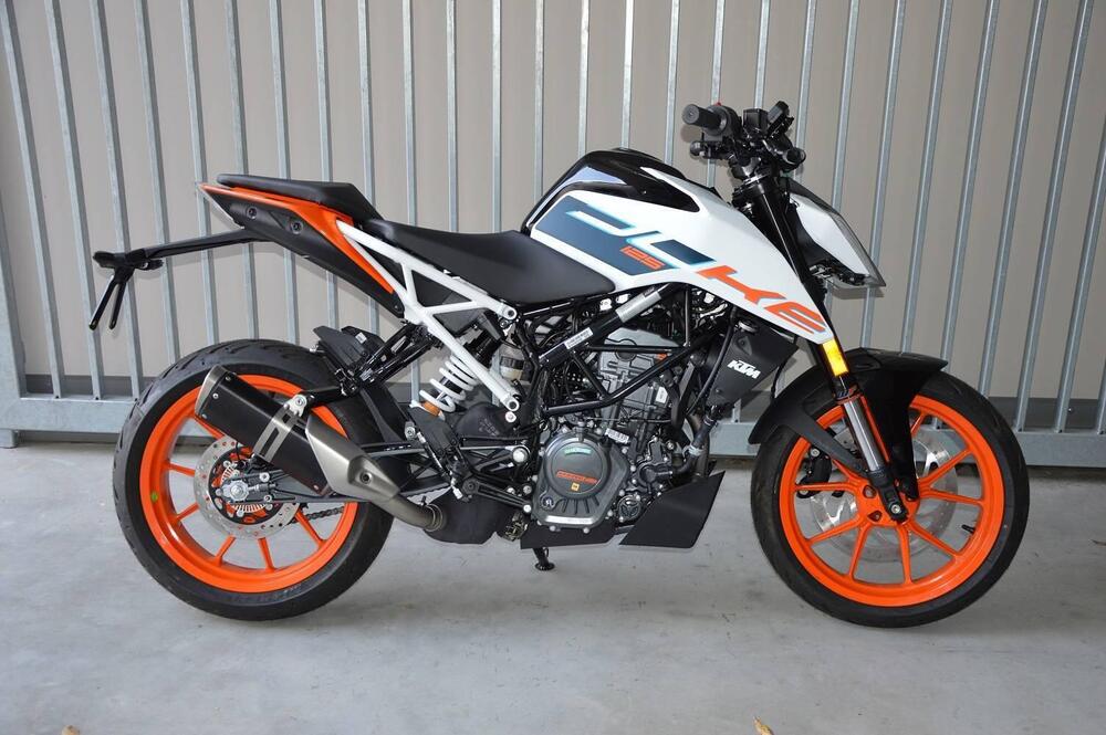 KTM 125 Duke (2021 - 23) (3)