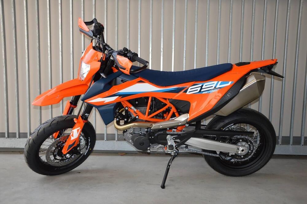 KTM 690 SMC R (2023 - 24) (5)