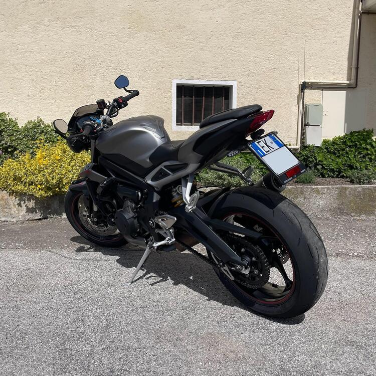 Triumph Street Triple RS (2017 - 19) (3)