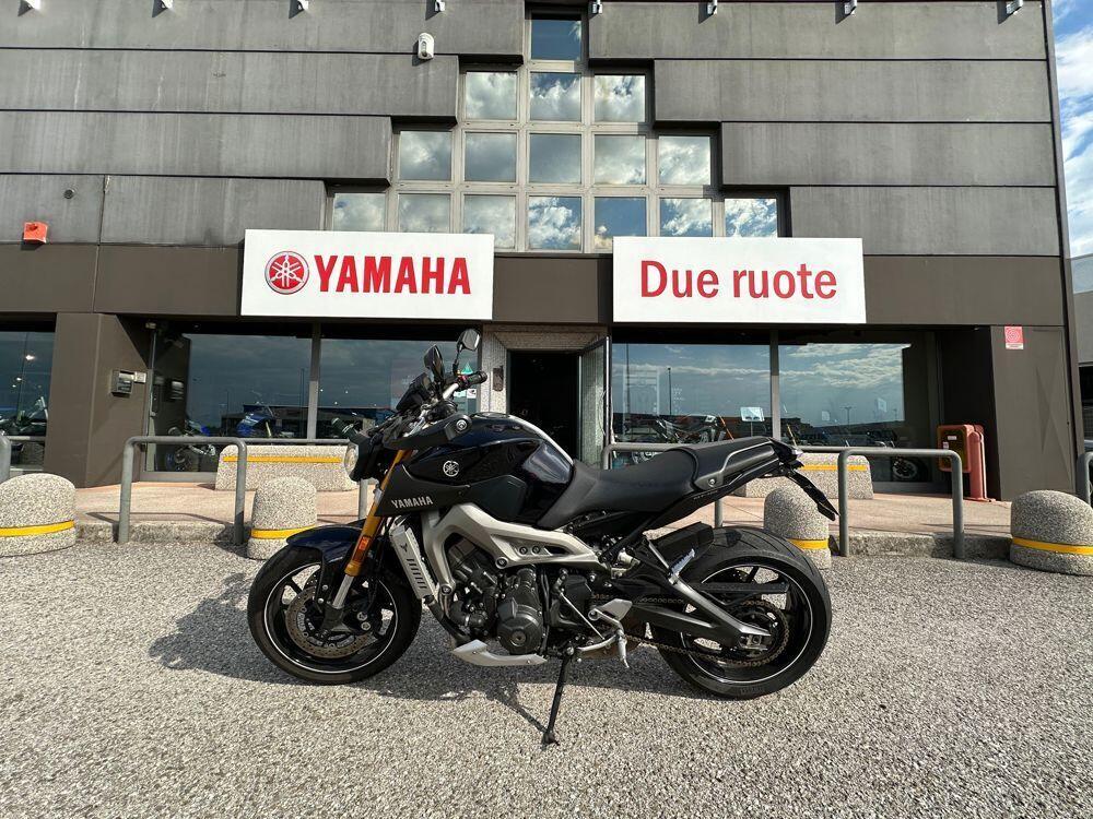 Yamaha MT-09 (2017 - 20) (3)