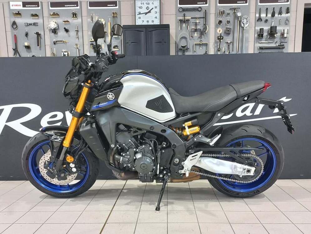 Yamaha MT-09 SP (2021 - 23) (2)