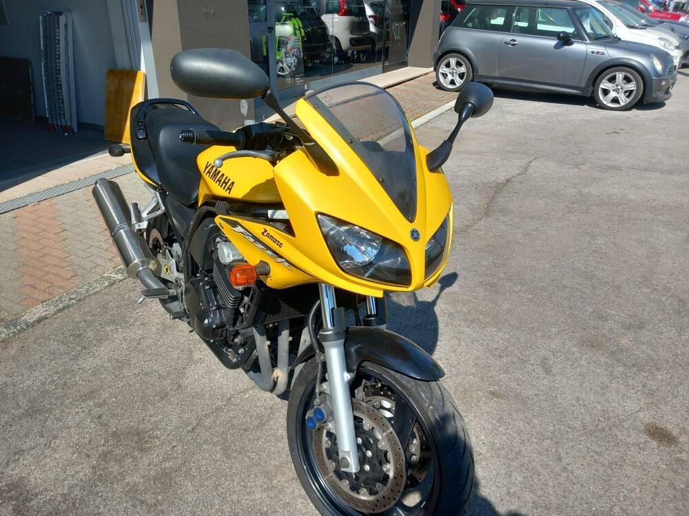 Yamaha FZS 600 Fazer (2003 - 04)