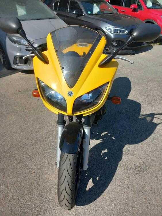 Yamaha FZS 600 Fazer (2003 - 04) (4)