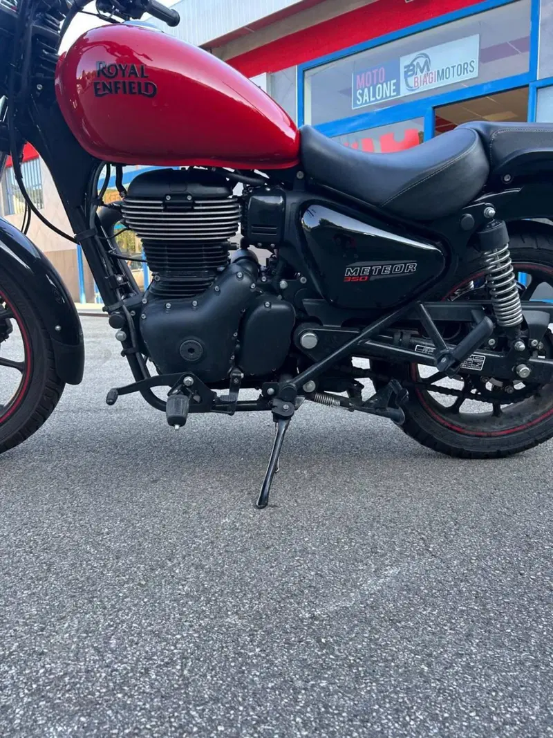 Royal Enfield Meteor 350 (2021 - 26) (5)