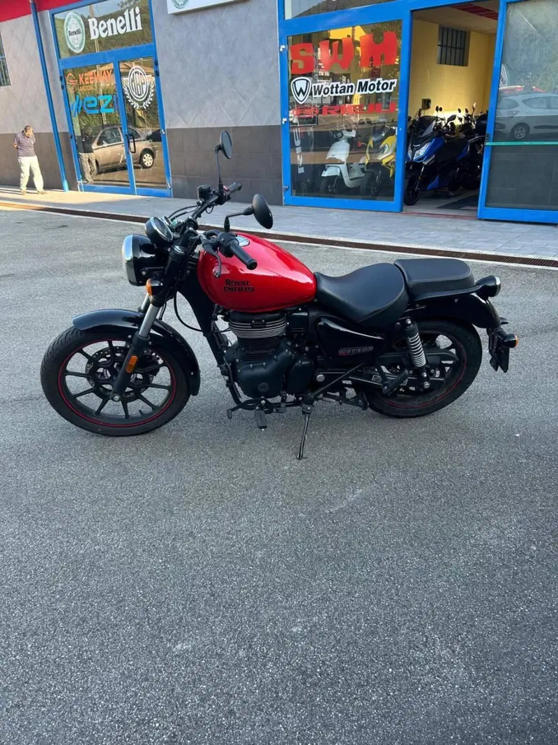 Royal Enfield Meteor 350 (2021 - 26) (2)