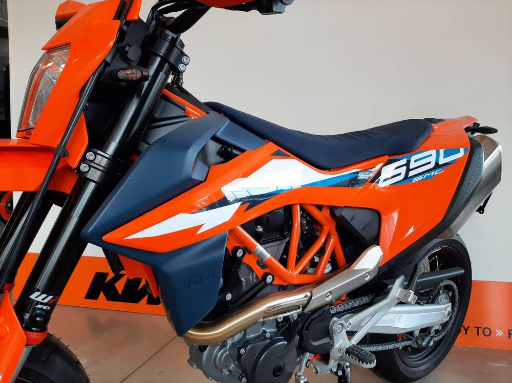 KTM 690 SMC R (2023 - 25)