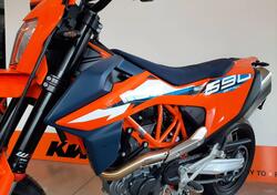 KTM 690 SMC R (2023 - 24) nuova