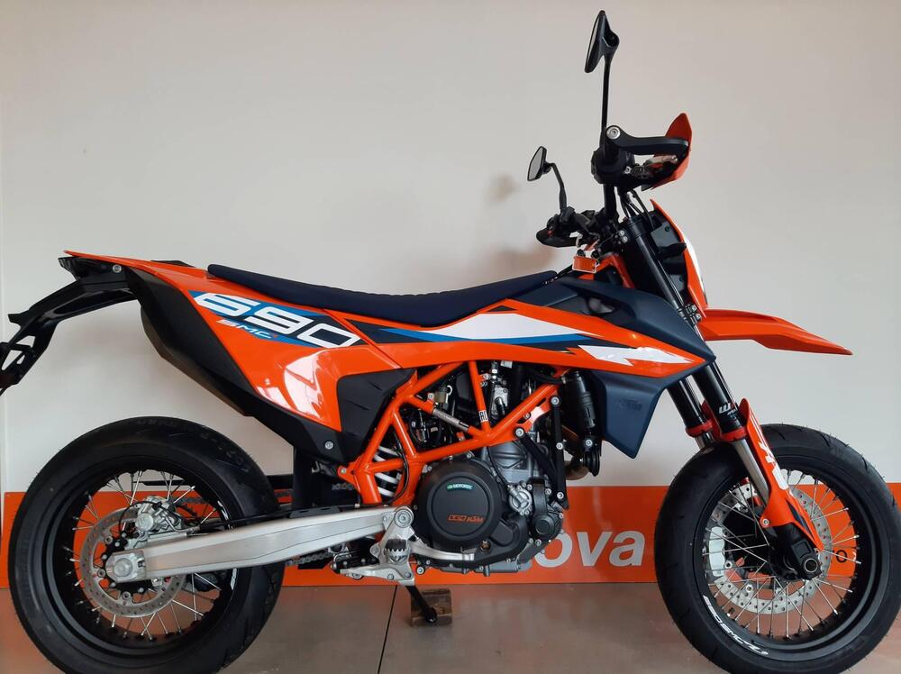 KTM 690 SMC R (2023 - 25) (2)