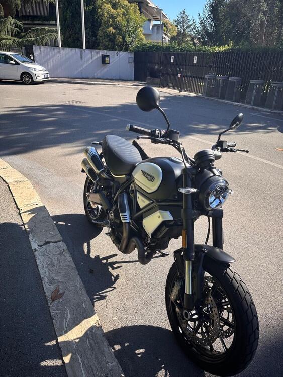 Ducati Scrambler 1100 Dark Pro (2020 - 24) (2)