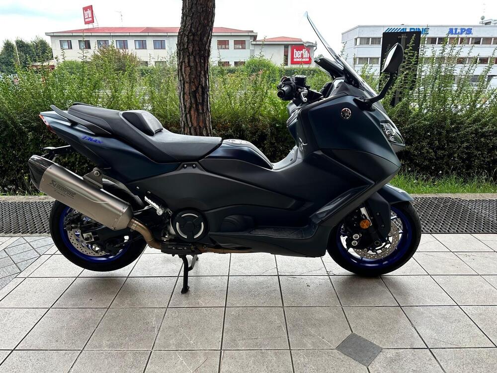 Yamaha T-Max 560 (2022 - 24) (2)