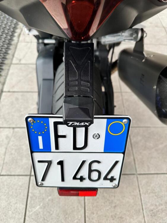 Yamaha T-Max 560 (2022 - 24) (4)