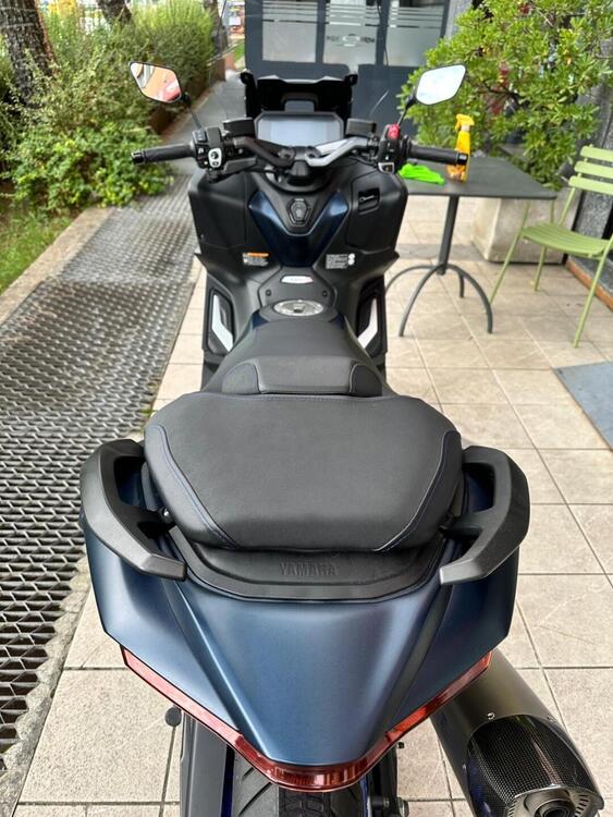 Yamaha T-Max 560 (2022 - 24) (5)