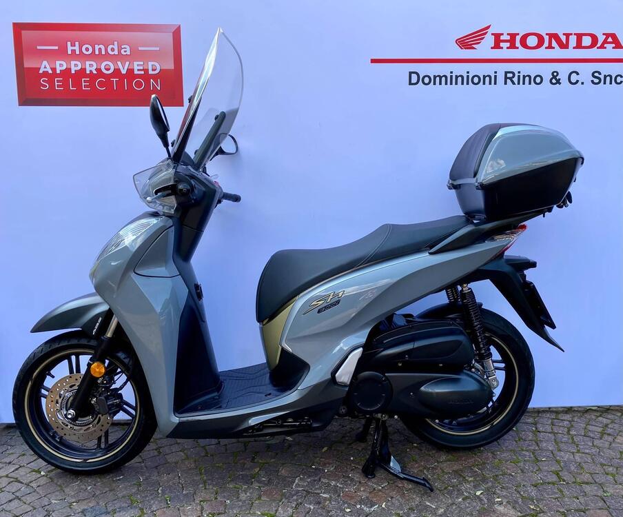 Honda SH 300 i Sport ABS (2018 - 20) (2)