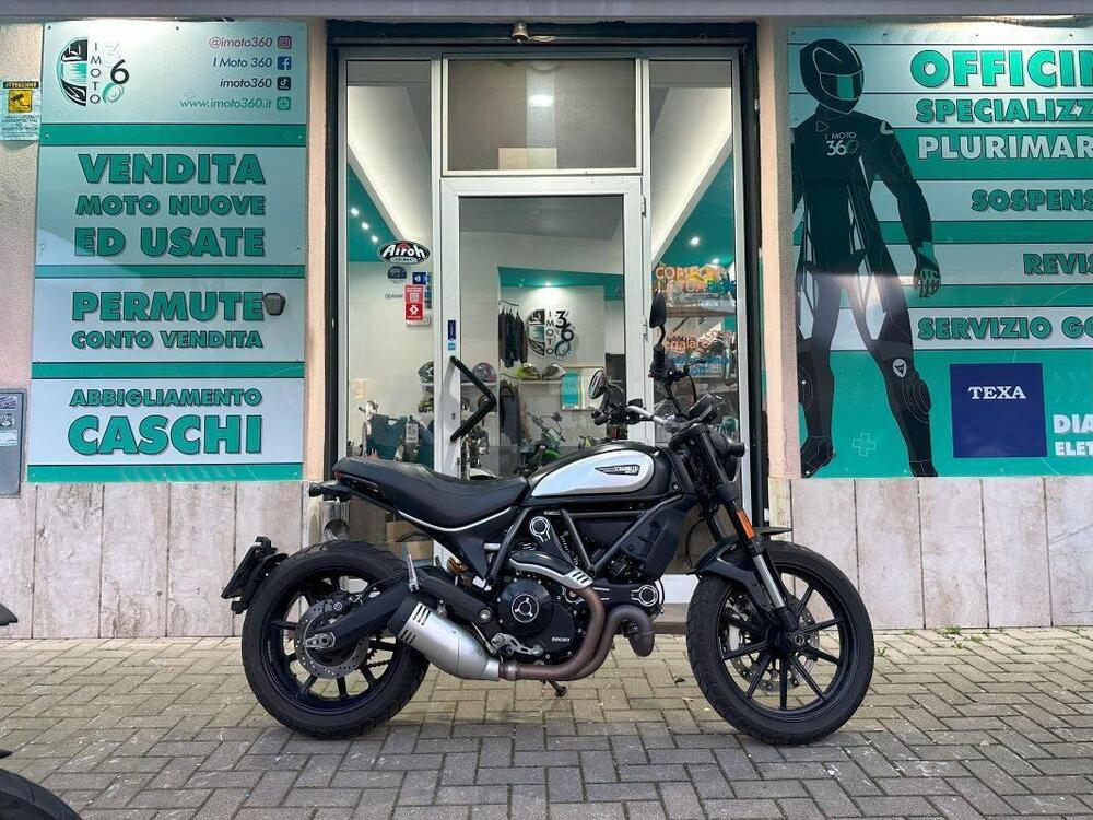 Ducati Scrambler 800 Icon Dark (2021 - 22)