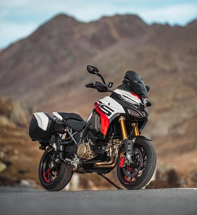 Ducati Multistrada V4 RS (2024)