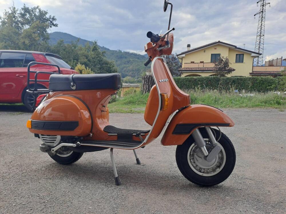 Piaggio Vespa p200e  (4)