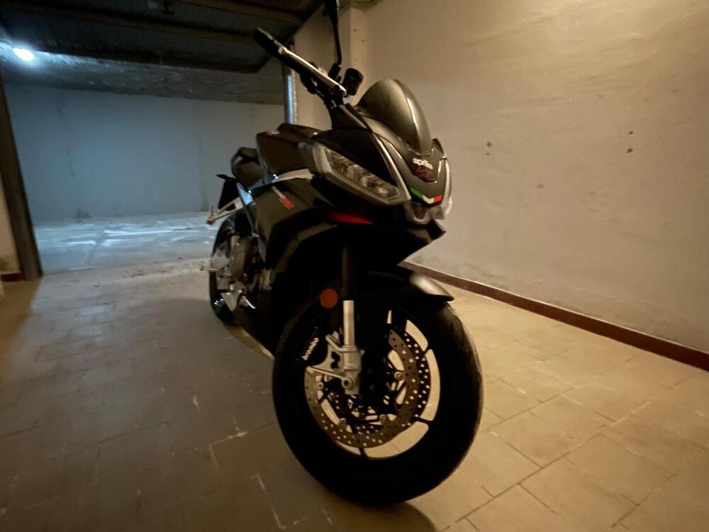 Aprilia Tuono 660 Factory (2022 - 24) (5)