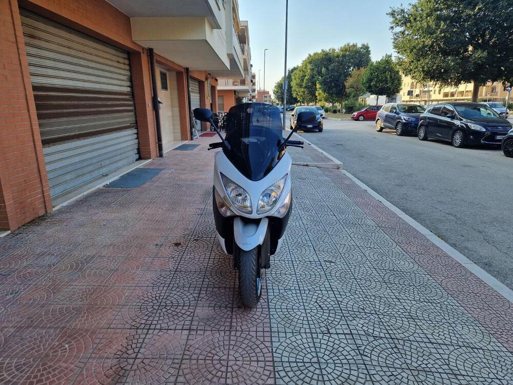 Yamaha T-Max 500 White Max (2010 - 11) (2)