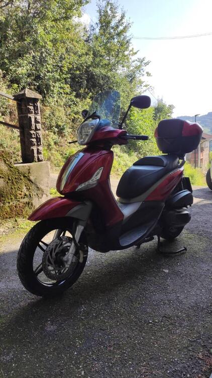 Piaggio Beverly 350 SportTouring ie (2011 - 15)