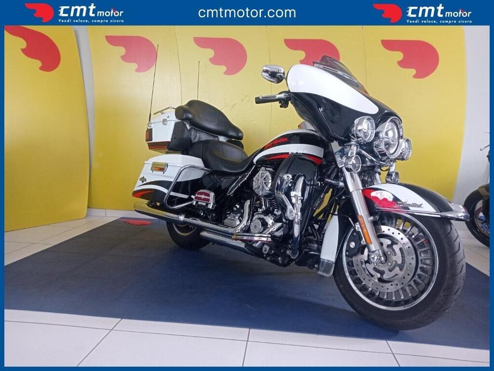 Harley-Davidson 114 Electra Glide Ultra Limited (2019) - FLHTK (2)