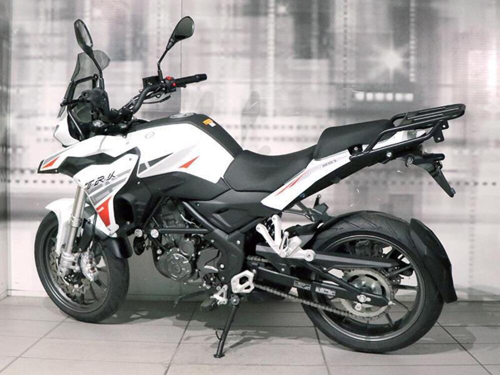 Benelli TRK 251 (2022 - 24) (2)