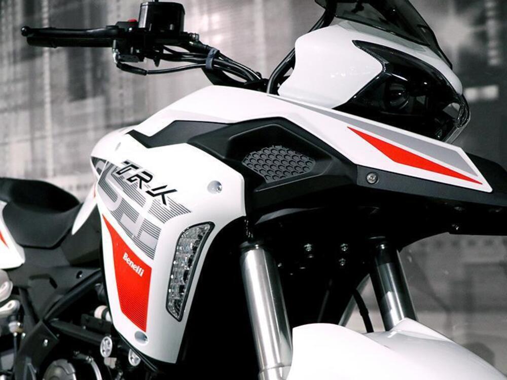 Benelli TRK 251 (2022 - 24) (5)